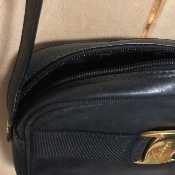 Vintage Salvatore Ferragamo black shoulder bag small - Picture 8 of 11